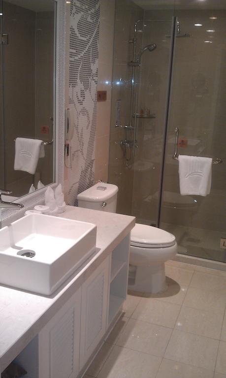 Xi'An Qu Jiang Yin Zuo Hotel Экстерьер фото