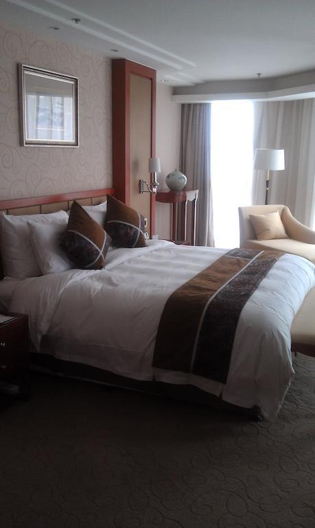 Xi'An Qu Jiang Yin Zuo Hotel Экстерьер фото